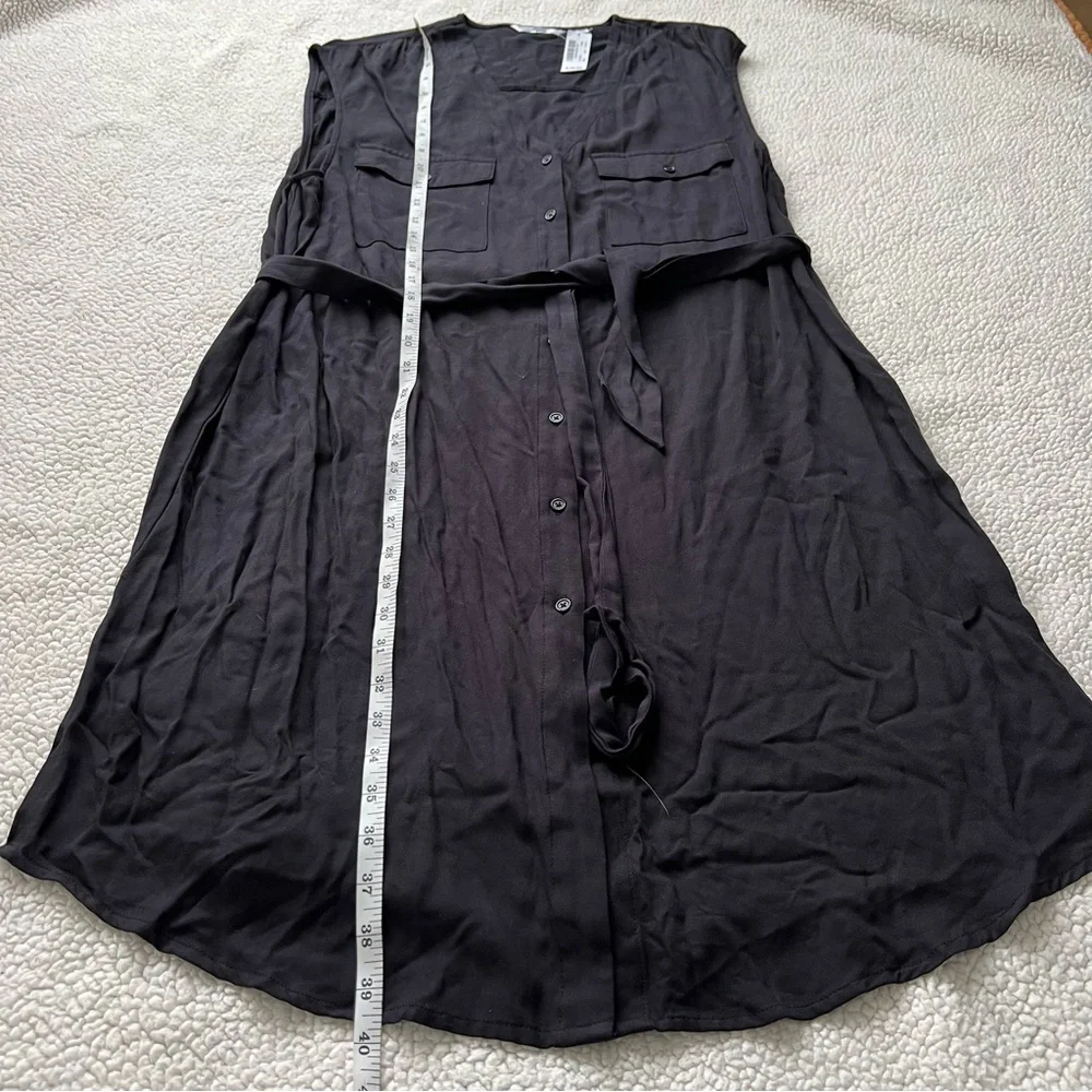 La Vie En Rose Sleeveless Button Down Tie Waist Dress - Picture 2 of 4